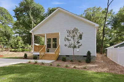 1304 Goldsboro Avenue, Sanford, NC 27330 - Photo 5