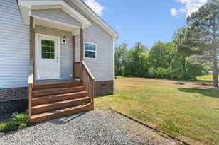 361 Camelia Rd, Benson, NC 27504 - Photo 27