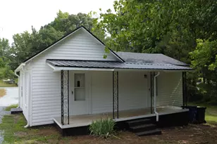 123 E Hill St, Haw River, NC 27258 - Photo 9