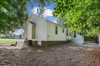 618 Lockwood Drive, Clayton, NC 27527 - Photo 11