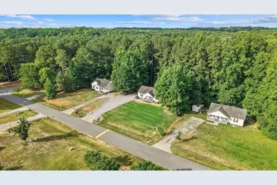 618 Lockwood Drive, Clayton, NC 27527 - Photo 15