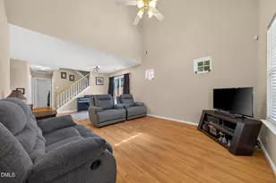 5512 Roan Mountain Pl, Raleigh, NC 27613 - Photo 5