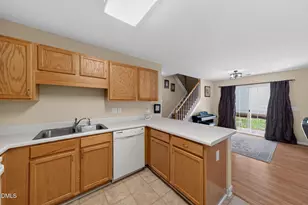 5512 Roan Mountain Pl, Raleigh, NC 27613 - Photo 15