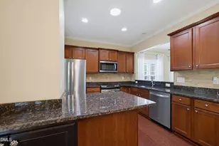 715 Finnbar Dr, Cary, NC 27519 - Photo 9