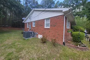 3019 Ross Rd, Durham, NC 27703 - Photo 3