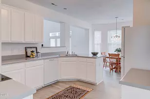 2517 Cambridge Rd, Burlington, NC 27215 - Photo 5