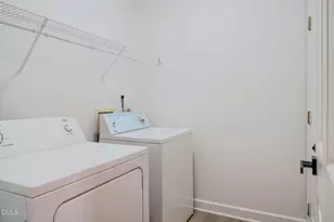 2517 Cambridge Rd, Burlington, NC 27215 - Photo 17