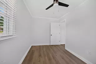 803 Oakley St, Graham, NC 27253 - Photo 11