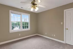 305 Neuse Ridge Dr, Clayton, NC 27527 - Photo 23