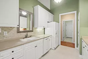 13 York Woods Pl, Durham, NC 27705 - Photo 9