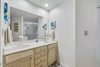 818 Lake Forest Drive, Raleigh, NC 27615 - Photo 23