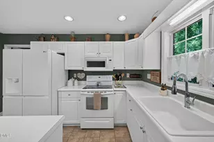 110 Brampton Cir, Clayton, NC 27527 - Photo 23
