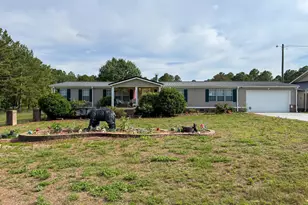 113 Pine Log Ln, Roseboro, NC 28382 - Photo 1