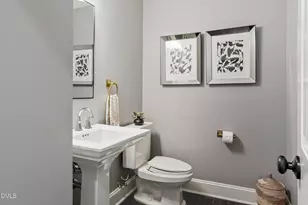 2615 Hazelwood Dr, Raleigh, NC 27608 - Photo 31