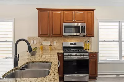 988 Ambergate Station, Apex, NC 27502 - Photo 13