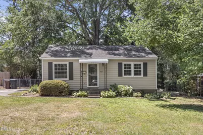 427 W Park Street, Cary, NC 27511 - Photo 1
