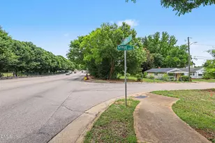 1001 Gregg St, Raleigh, NC 27601 - Photo 1