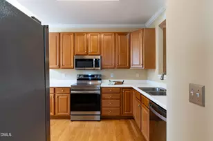 2007 White Pond Ct, Apex, NC 27523 - Photo 3