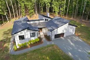 4628 Hibiscus Ln, Chapel Hill, NC 27516 - Photo 9