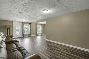 110 Campbell St, Lumberton, NC 28358 - Photo 13