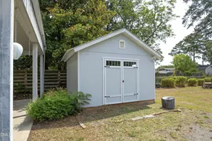 907 S 2nd St, Smithfield, NC 27577 - Photo 27