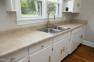907 S 2nd St, Smithfield, NC 27577 - Photo 13