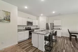 900 Berkeley Glen Rd, Zebulon, NC 27597 - Photo 11