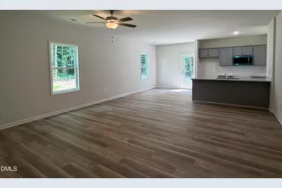 333 Constellation Court, Benson, NC 27504 - Photo 3