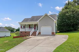 104 Jarrett Bay Ln, Fuquay Varina, NC 27526 - Photo 3