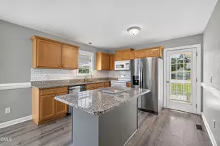 104 Jarrett Bay Ln, Fuquay Varina, NC 27526 - Photo 11