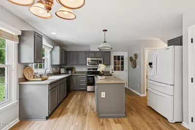102 Canyon Run, Cary, NC 27513 - Photo 5