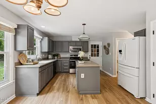 102 Canyon Run, Cary, NC 27513 - Photo 5