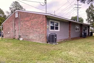 528 Matthews St, Rocky Mount, NC 27801 - Photo 9