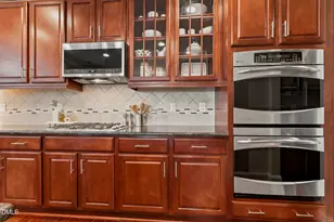 300 Silver Bluff St, Holly Springs, NC 27540 - Photo 17