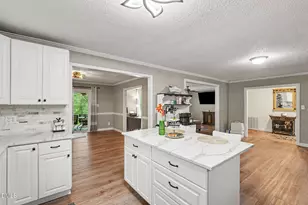211 Brookside Dr, Smithfield, NC 27577 - Photo 9