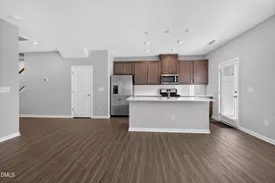 803 Star Rdg Dr, Raleigh, NC 27610 - Photo 13