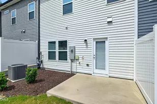 803 Star Rdg Dr, Raleigh, NC 27610 - Photo 37