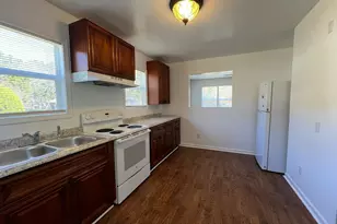8324 Stephenson Rd, Apex, NC 27539 - Photo 5