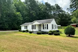 560 Clyde Pearce Rd, Zebulon, NC 27597 - Photo 3