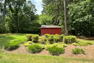 560 Clyde Pearce Rd, Zebulon, NC 27597 - Photo 7