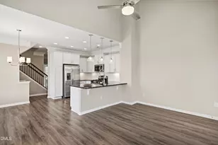 1180 Brown Velvet Ln, Apex, NC 27523 - Photo 5