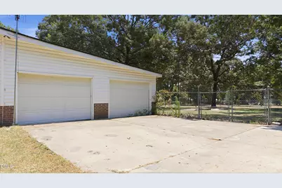 4335 Robby Road, La Grange, NC 28551 - Photo 5
