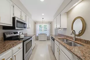 126 Lake Hollow Cir, Cary, NC 27513 - Photo 7