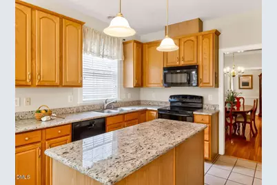408 Knotts Valley Lane, Cary, NC 27519 - Photo 7