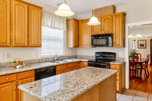 408 Knotts Valley Ln, Cary, NC 27519 - Photo 7