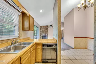 4916 Wineberry Dr, Durham, NC 27713 - Photo 9
