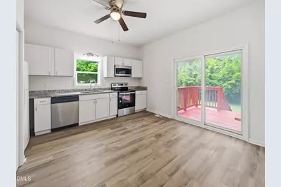 820 Chandler Avenue, Burlington, NC 27217 - Photo 13
