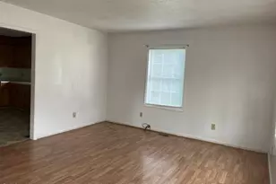 601 N Chestnut Street N, Henderson, NC 27536 - Photo 5