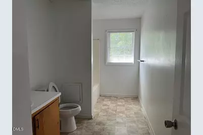 601 N Chestnut Street N, Henderson, NC 27536 - Photo 11