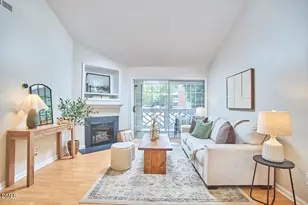 1005 Kingswood Dr, Chapel Hill, NC 27517 - Photo 3